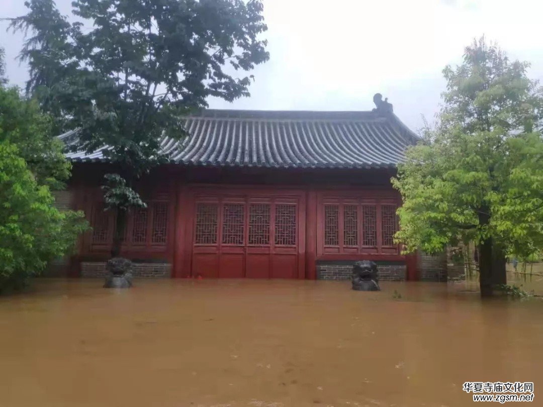 暴雨下的滎陽洞林寺受災實況，千年古剎災后修建迫在眉睫