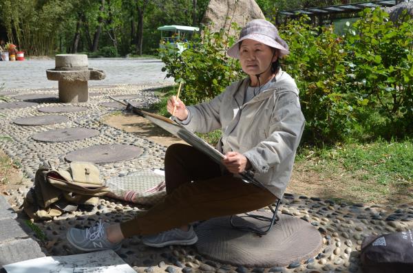 駐馬店冠一堂邀約國(guó)內(nèi)各地書(shū)畫(huà)家嵖岈山寫(xiě)生